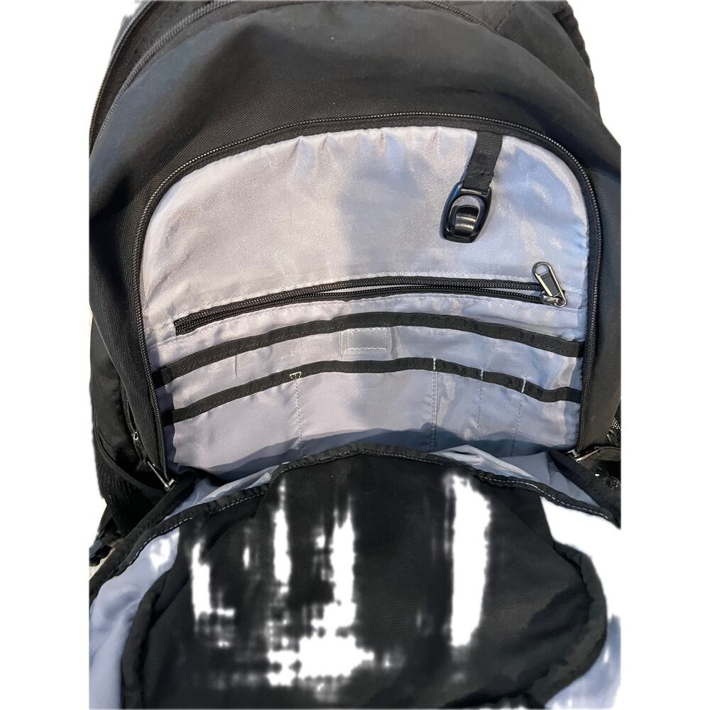 Under Armour Black Silver Tamanho Backpack - Picture 3 of 5